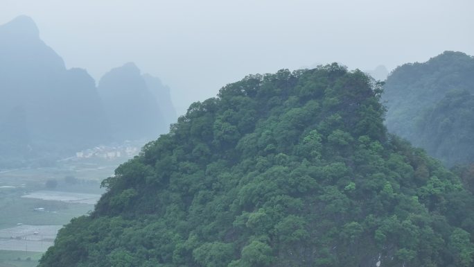 中国广东省清远市英德市英西峰林