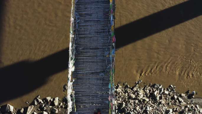 航拍西藏 怒江 旧桥 铁索桥
