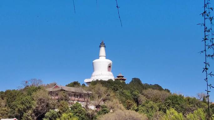 北京北海公园白塔空镜头 永安寺白塔