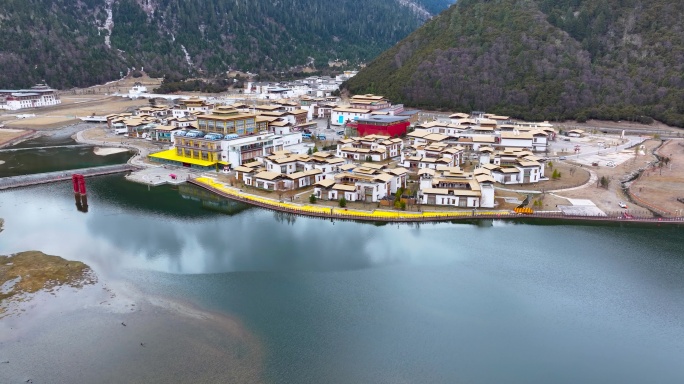 4K航拍西藏鲁朗国际旅游小镇2