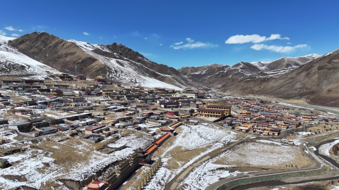 雪山 青藏高原 久治 青海 青海风光