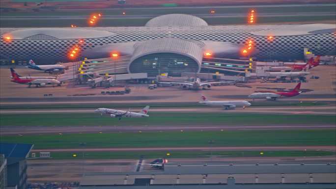 8K深圳机场起飞的浙江长龙航空客机