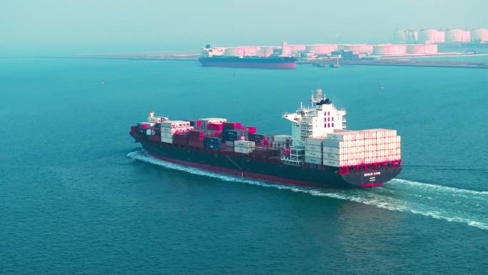 航拍4K 天津港集装箱货运码头延时