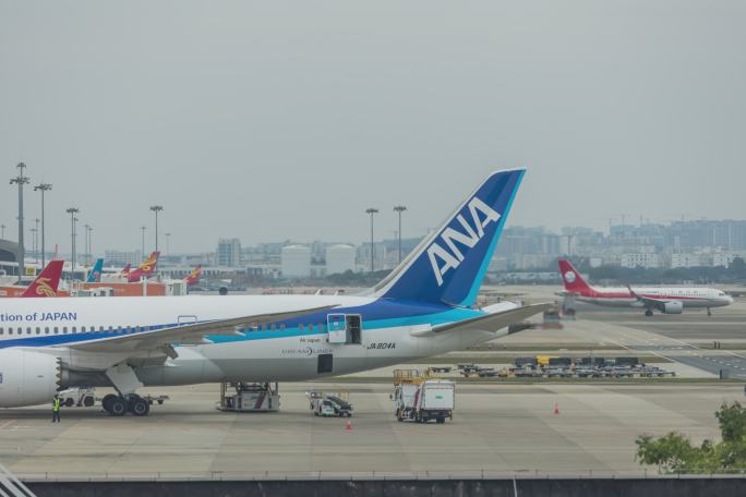 机场延时摄影日本全日空飞机