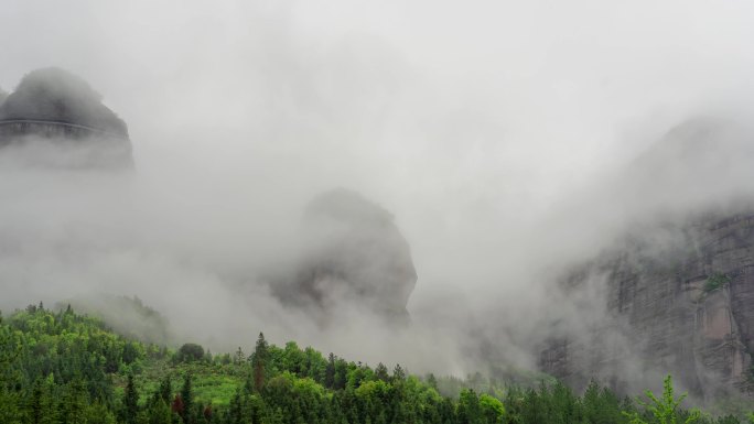 【原创4K】江西赣州南武当山雨天云海延时