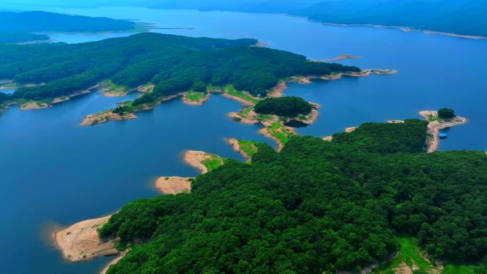 4k航拍松花湖夏季岛屿5