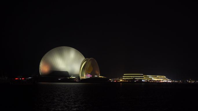 珠海日月贝夜景实拍夜晚珠海大剧院珠海地标