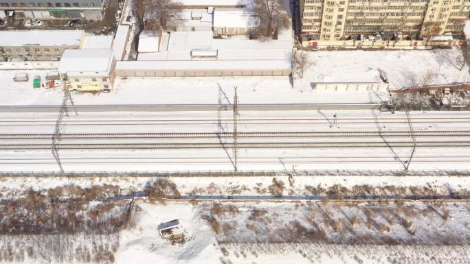 雪后城市 铁路  运煤 城市铁路