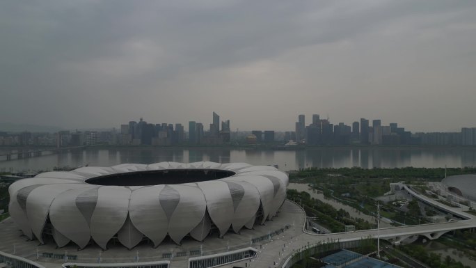 航拍杭州亚运会奥体中心与钱江新城城市风光