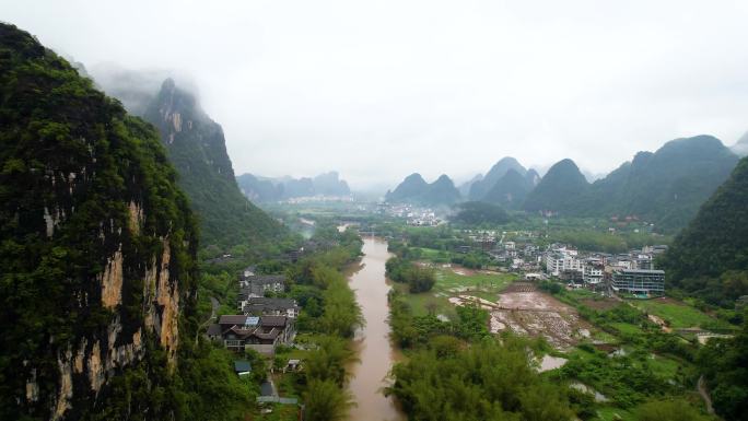 雨后的阳朔遇龙河