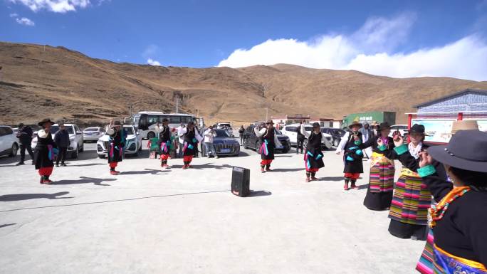 西藏人民藏民载歌载舞 民族舞蹈