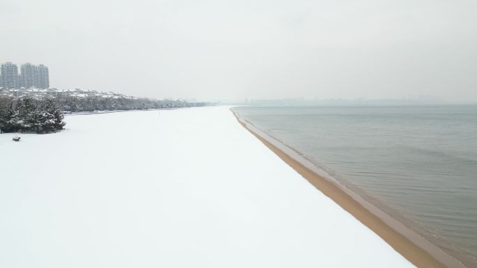 冬季海边 大雪 冬季海边美景 海边城市