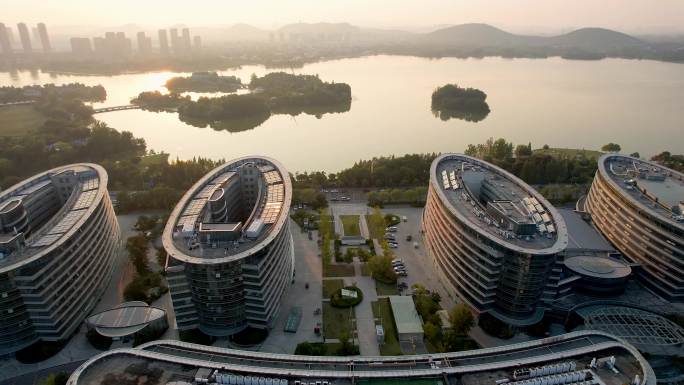 徐州城市风光大龙湖日落夕阳秋季风景航拍