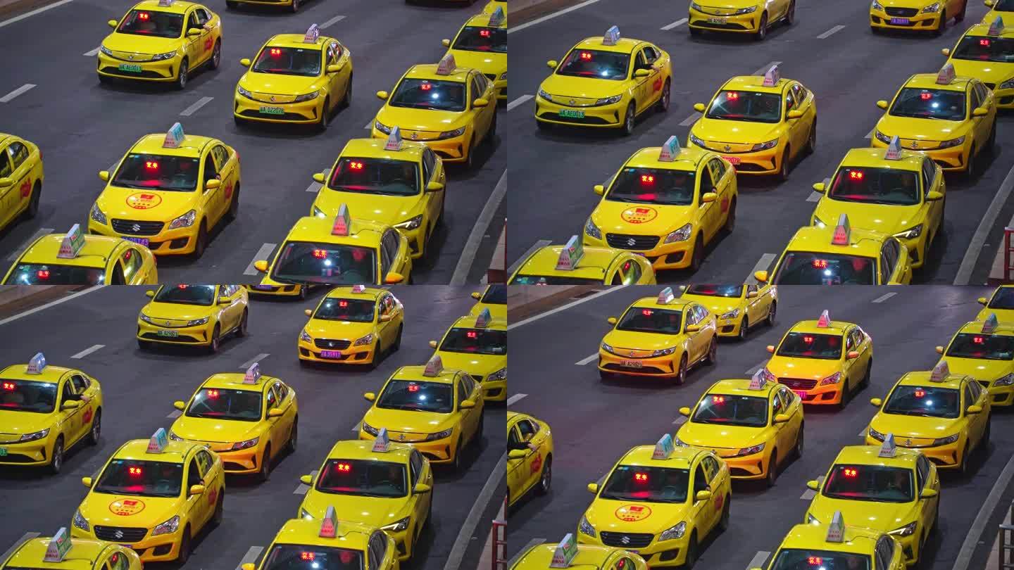 重庆机场黄色出租车1