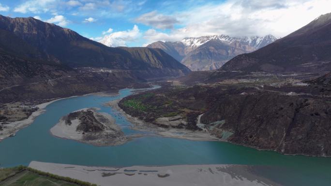 4K航拍西藏雅鲁藏布江大峡谷