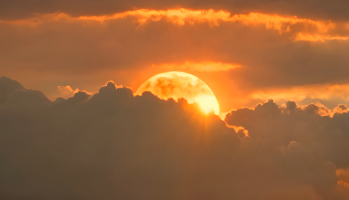 云海 日出 阳光 拨云见日 太阳升起