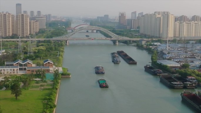 扬州运河航拍 京杭大运河货船C044