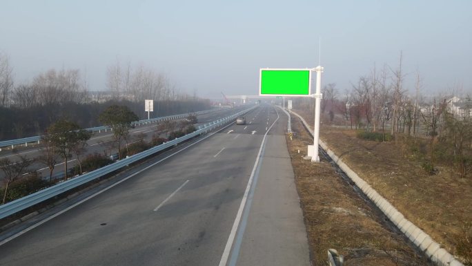 高速公路绿幕情报板广告牌LED大屏