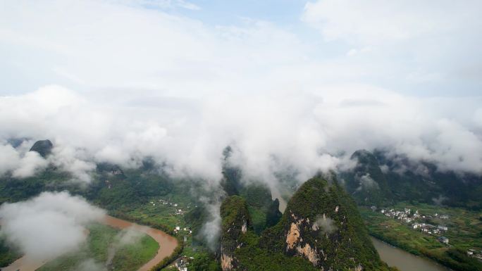 雨过天晴的阳朔漓江