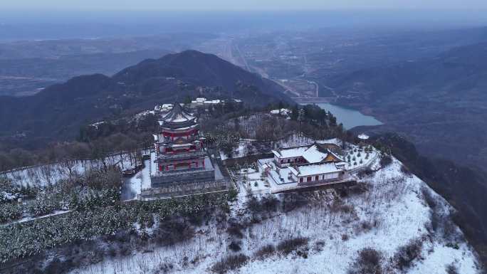 冬雪崆峒山航拍