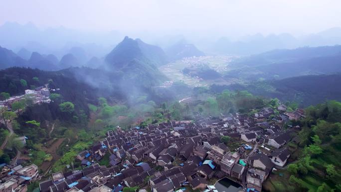 广东清远连南油岭古排千户瑶寨航拍风光4K