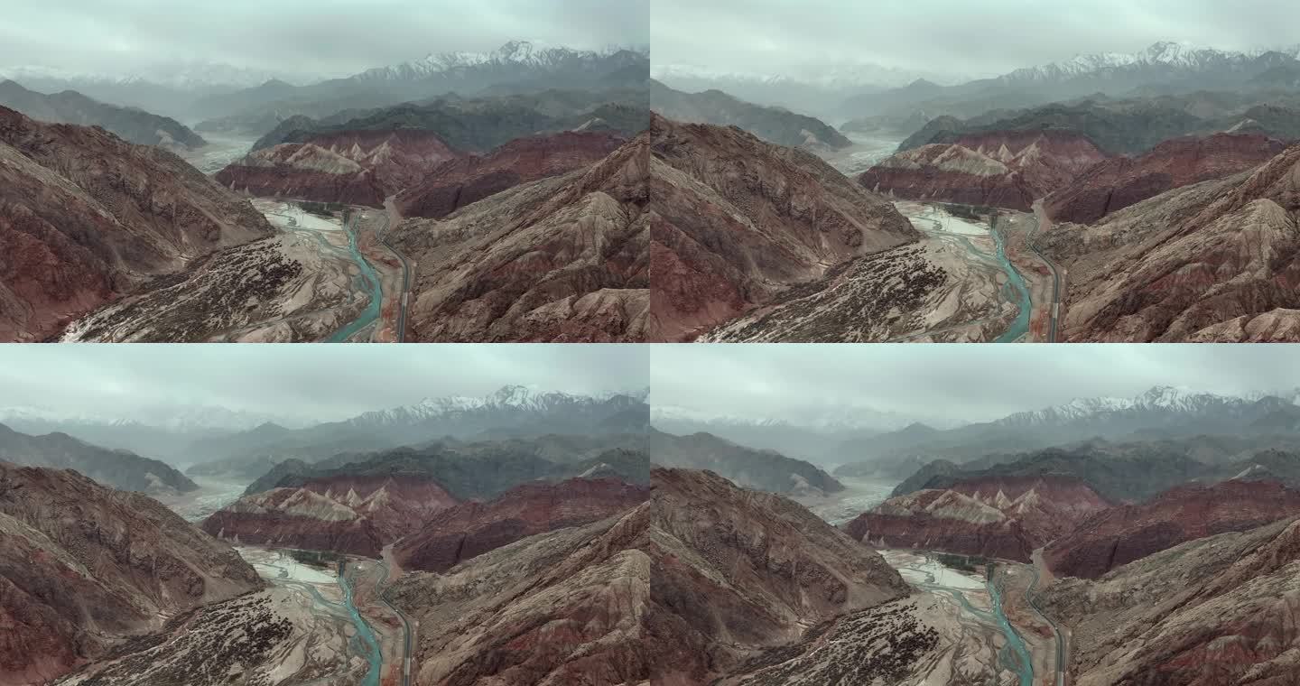 新疆奥依塔克红山谷奥依塔克河航拍