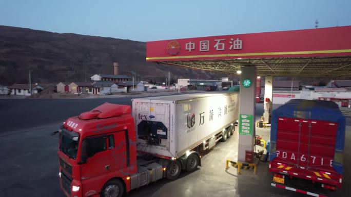 中国重汽加油站