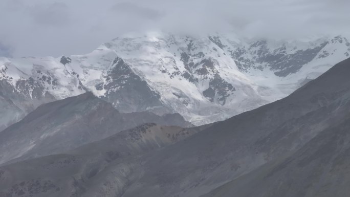 航拍-雪山-御3灰片