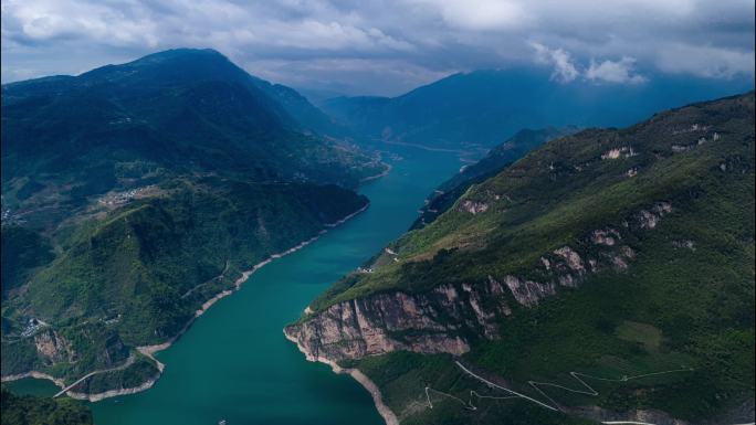 长江西陵峡