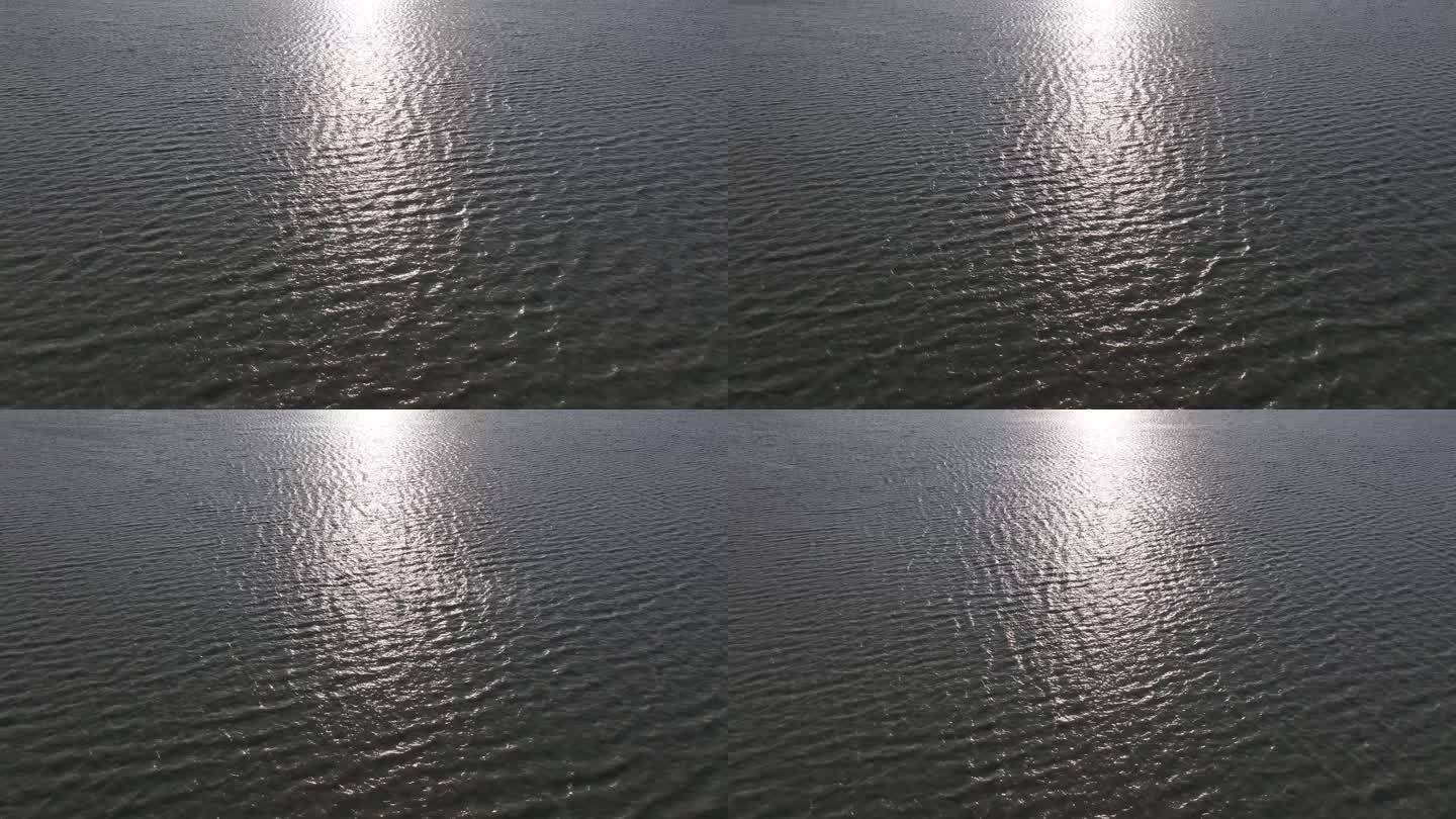 航拍水面湖面江面海面阳光波光金光实拍素材