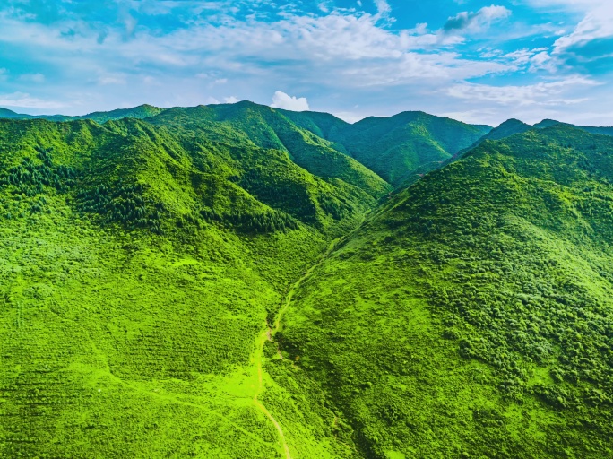 双石门群山环绕航拍延时