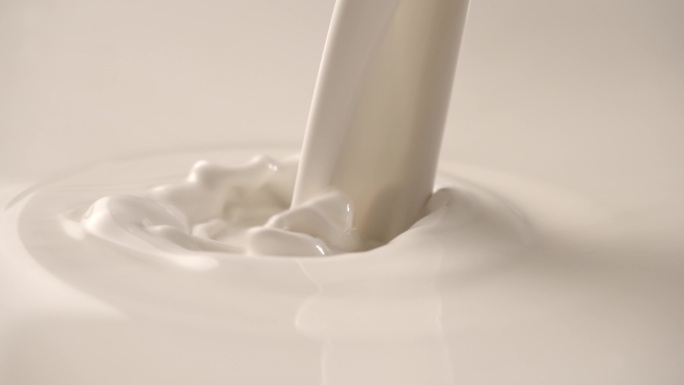牛奶升格 牛奶落下 山羊奶