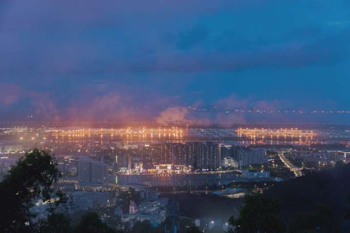 雨夜的深圳机场