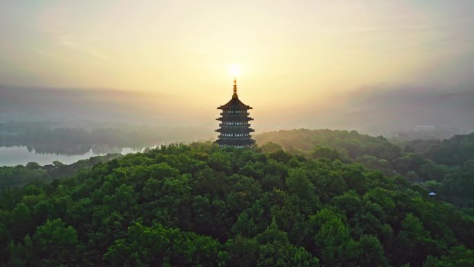 云雾西湖 雷峰塔日出