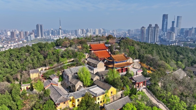 航拍春天云龙湖兴化禅寺,徐州旅游寺庙