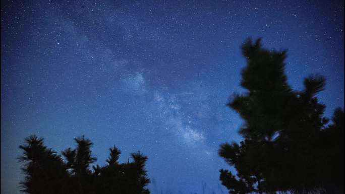 青岛乳山春季清明节银河夜空星星延时