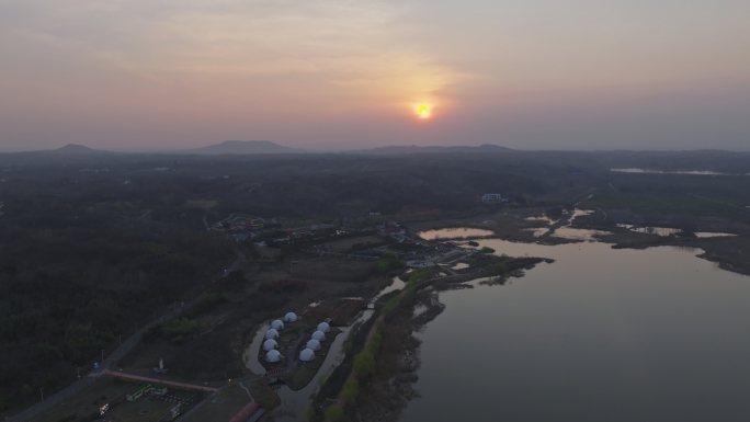 【航拍】红山体育乐园夕阳晚霞