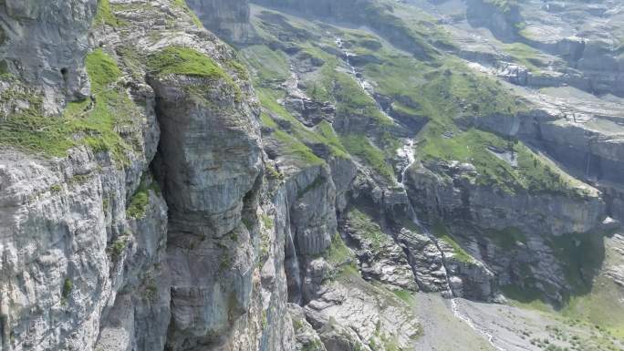 航拍瑞士阿尔卑斯山