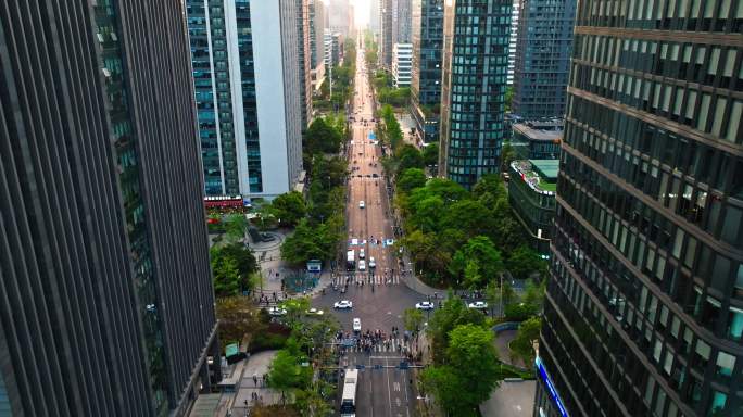 航拍春天夕阳下的成都高新区天府三街风景