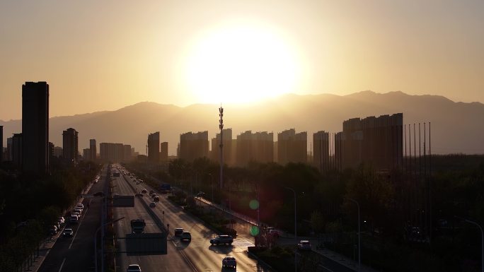 夕阳道路高楼