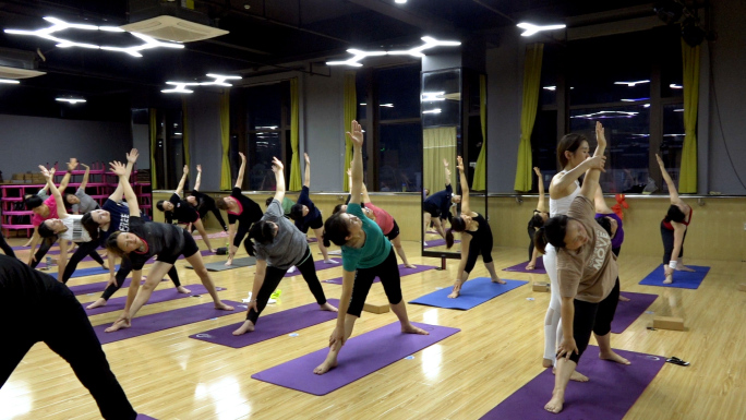 瑜伽，舞蹈，健身，瑜伽课，活动中心，女性