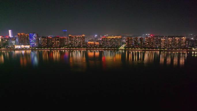 浙江杭州钱塘江上城区夜晚夜景航拍车流交通