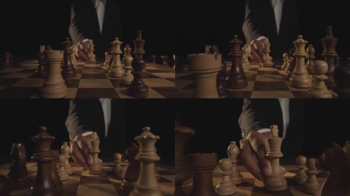 男人下国际象棋