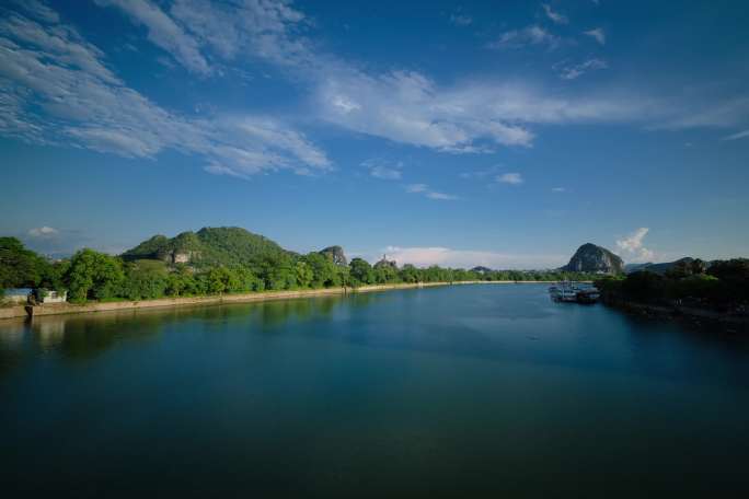 广西桂林山水漓江风景穿山塔山公园延时