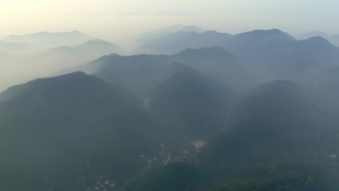 西湖群山