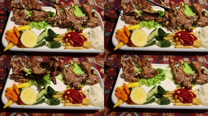 美味的烤羊排