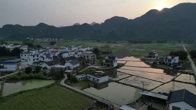 傍晚乡村夕阳风景