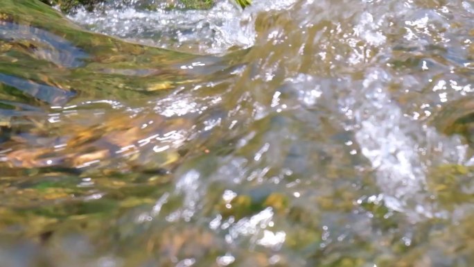 河边流水河流河水小溪山泉泉水水流升格大自