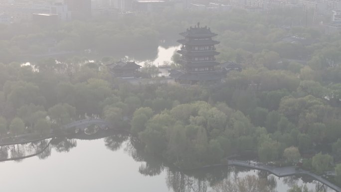 济南大明湖日出