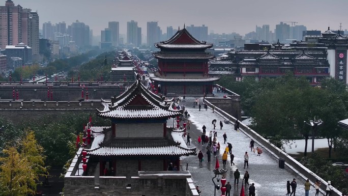 航拍西安大雁塔大慈恩寺雪景